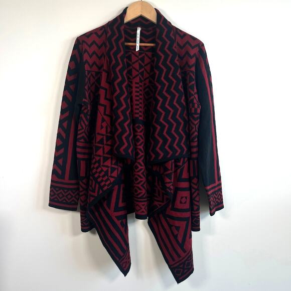 Lea & Nicole Open Front Cardigan Aztec Geometric Print Waterfall Front Black Red - Picture 1 of 9